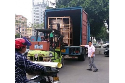 山東文登客戶再三購買我司的全自動高周波機