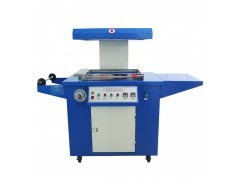 高速貼體包裝機