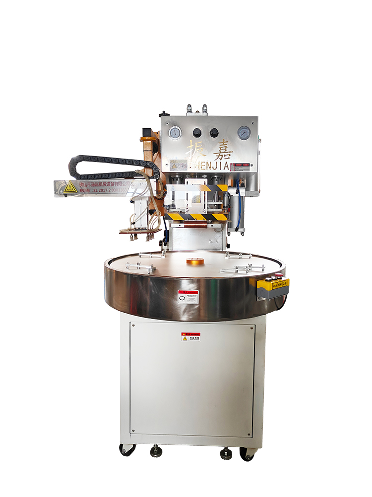 自動(dòng)高周波機(jī)機(jī)器圖 自動(dòng)高周波機(jī)機(jī)器圖